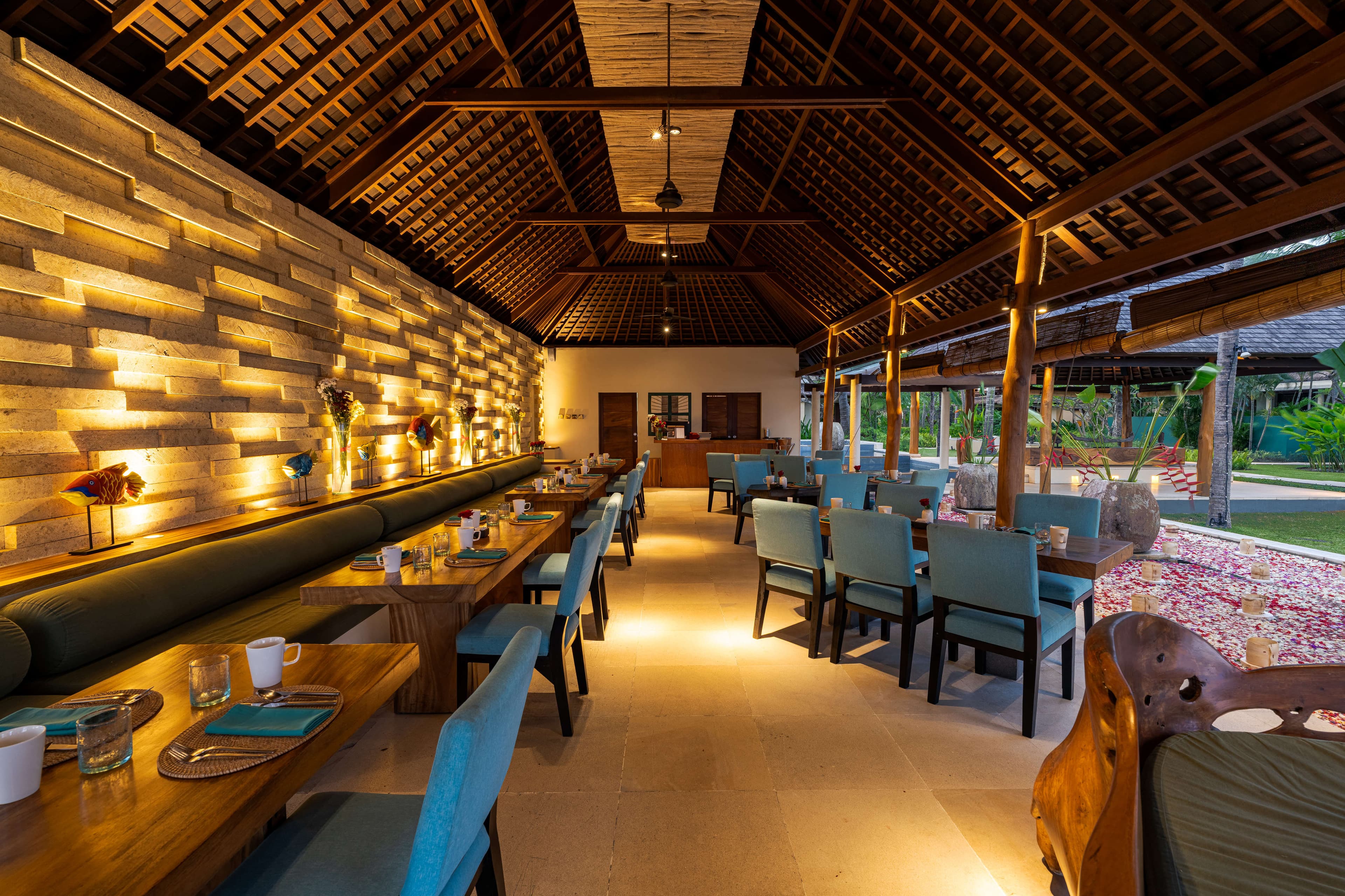 <p>Qerang stands as Lombok’s premier destination for exquisite seafood and imported steaks, where fine dining meets island romance. Our chefs cook the day’s freshest catch with care, creativity, and oceanfront artistry, while also serving a tempting selection of perfectly grilled imported steaks.</p>